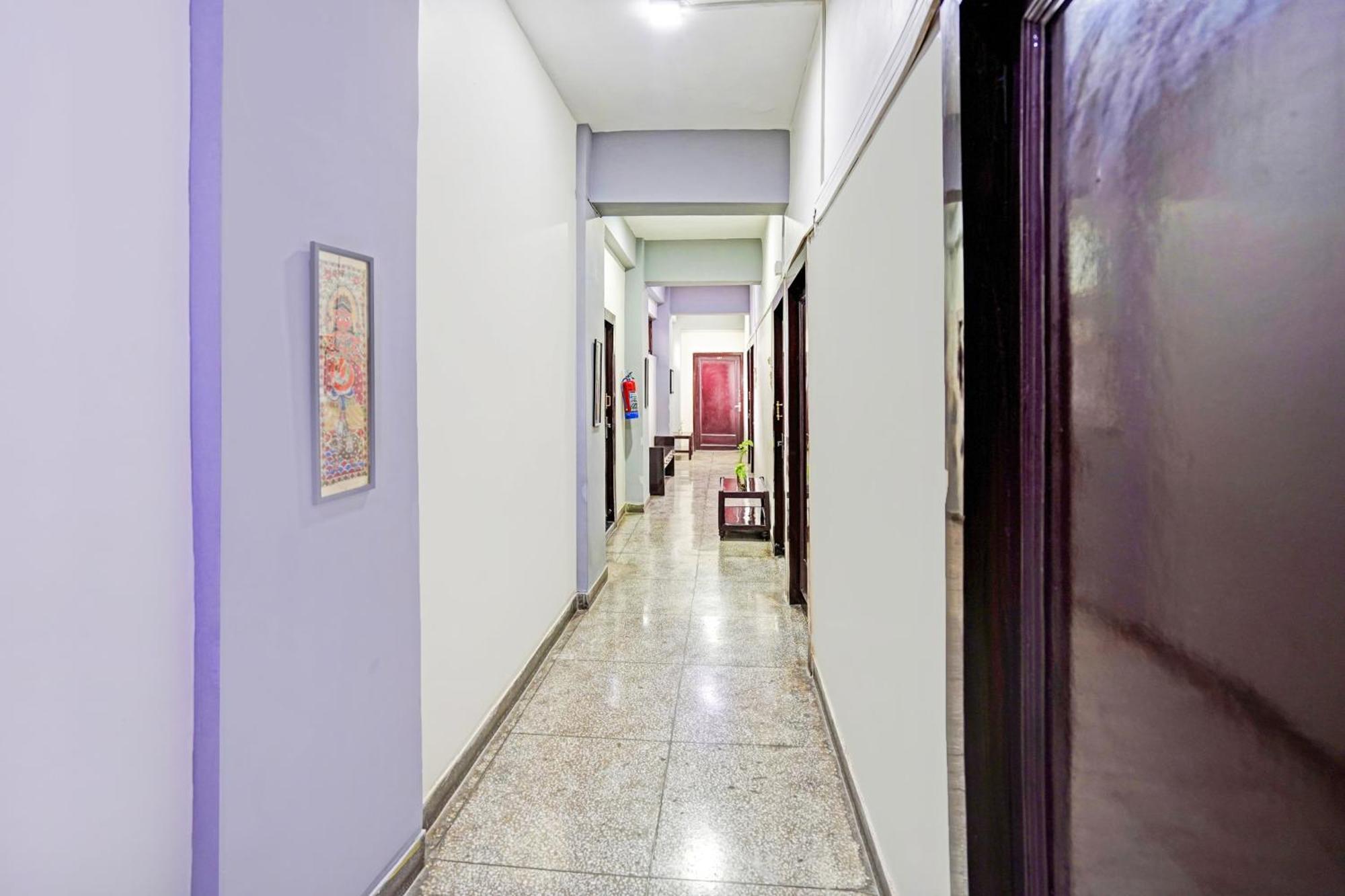 Hotel O Raj Mahal Kānpur Exterior foto